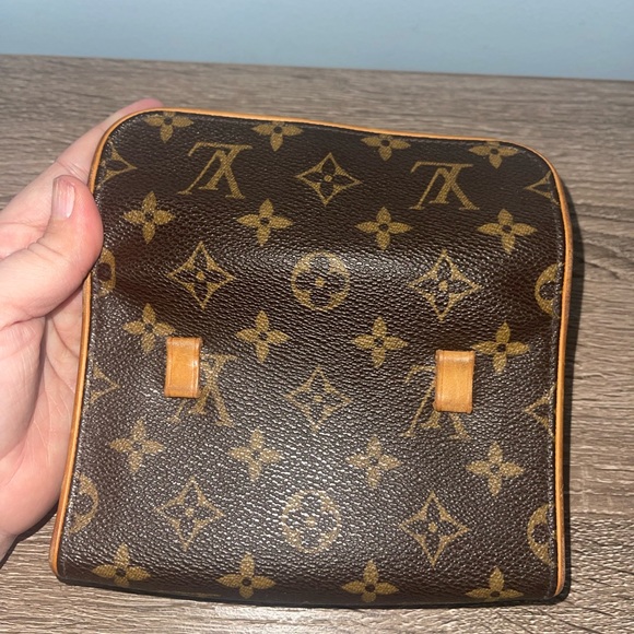 Louis Vuitton pochette Florentine - Picture 3 of 16